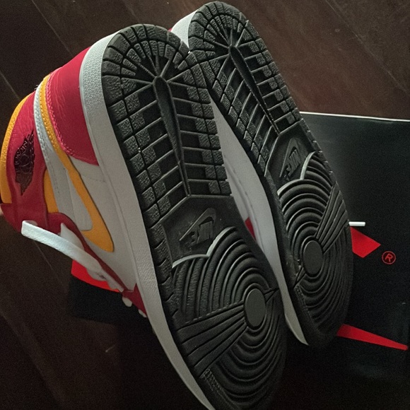 AUTHENTIC Air Jordan 1 retro high OG LT Fusion - Picture 7 of 8